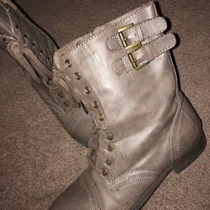 Combat boots size 8 Women’s